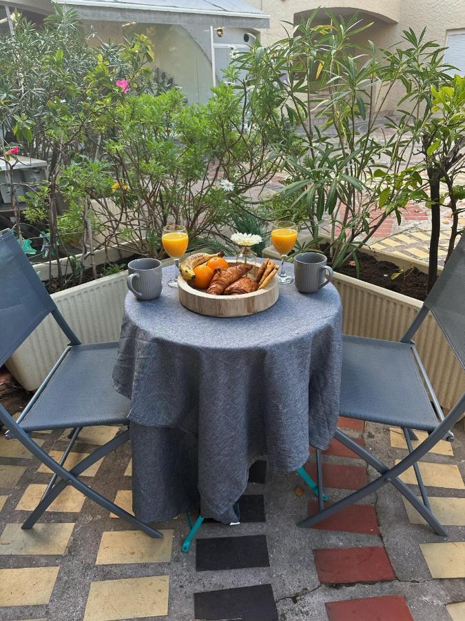 Duplex Cosy Bord De Mer Saint-Cyr-sur-Mer Exterior photo
