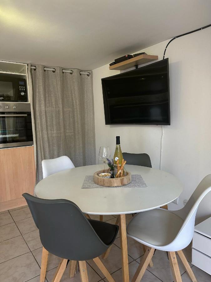 Duplex Cosy Bord De Mer Saint-Cyr-sur-Mer Exterior photo