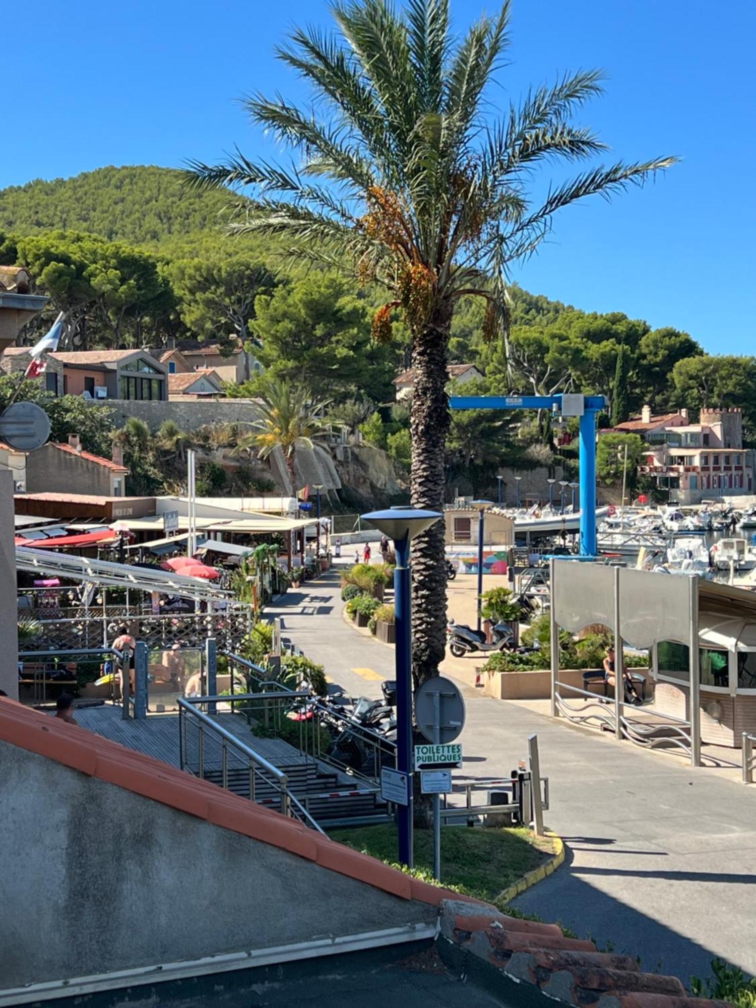 Duplex Cosy Bord De Mer Saint-Cyr-sur-Mer Exterior photo