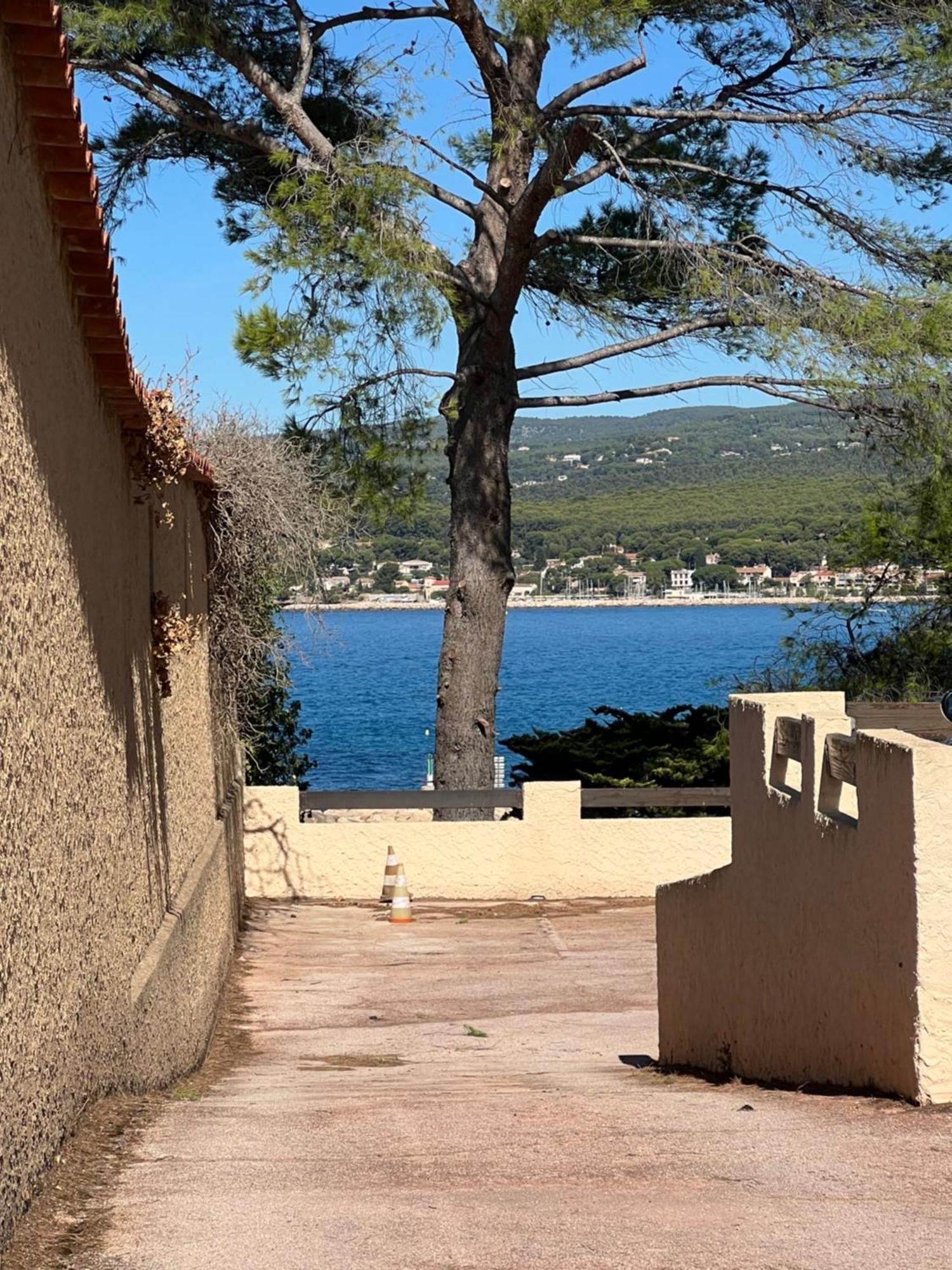 Duplex Cosy Bord De Mer Saint-Cyr-sur-Mer Exterior photo