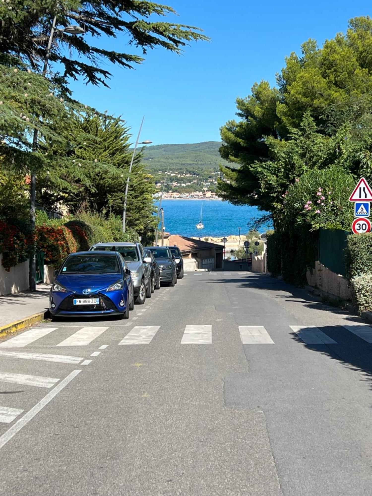Duplex Cosy Bord De Mer Saint-Cyr-sur-Mer Exterior photo